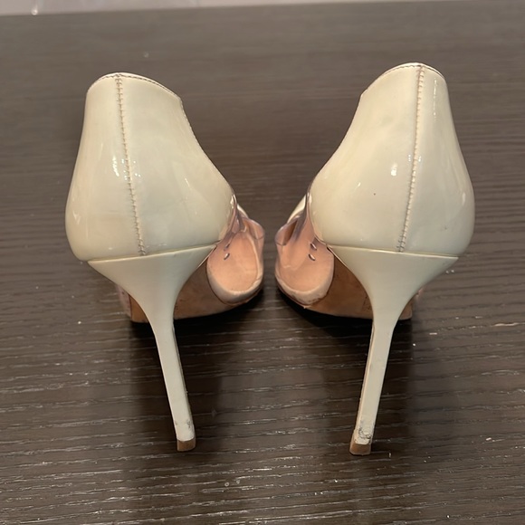 Manolo Blahnik White & Clear Patent Leather Pumps - Picture 3 of 6